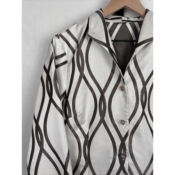 Connie Roberson Silk Geometric Print Blazer Jacket Medium White Jewel Buttons - Picture 4 of 13